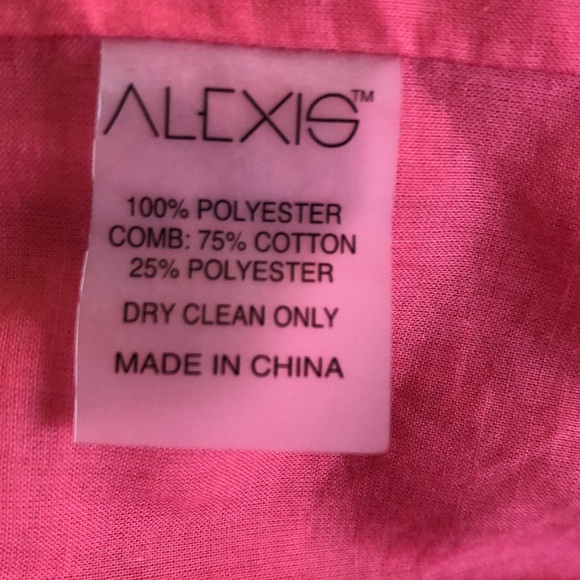 ALEXIS Phelia Top in Pink Embroidered Crop Top Size XS NWT - Picture 7 of 7